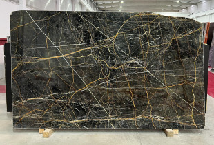 MARMORE NOIR SAINT LAURENT