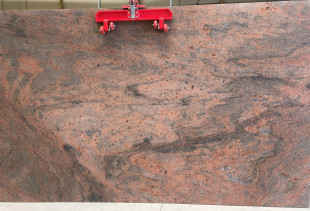 GRANITO MULTICOLOR RED