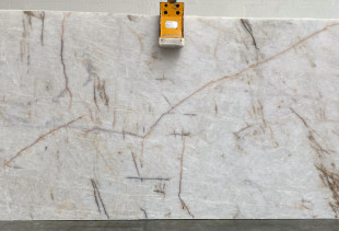 TEXTA CRISTAL CORTEN